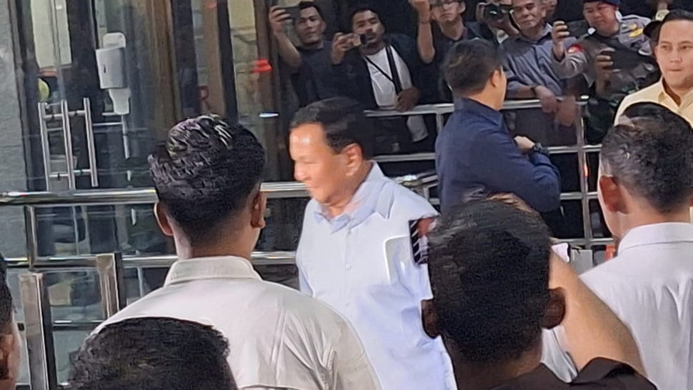 Cara Prabowo-Gibran Hapus Korupsi: Sejahterakan Pejabat Negara