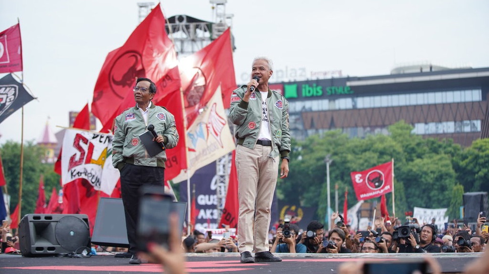 Tutup Kampanye di Semarang, Ganjar-Mahfud Sampaikan Minta Maaf