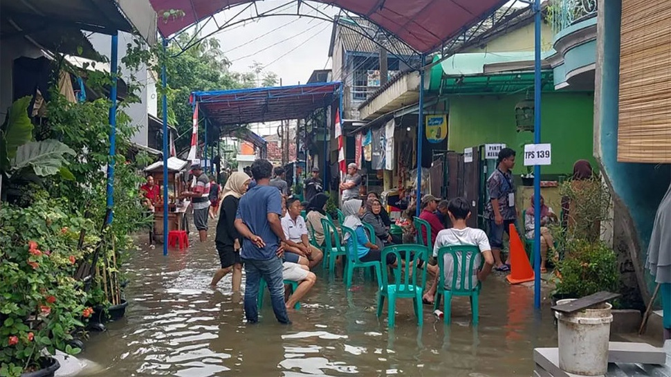Akibat Diguyur Hujan Sejak Subuh, 70 TPS di Jakarta Kebanjiran