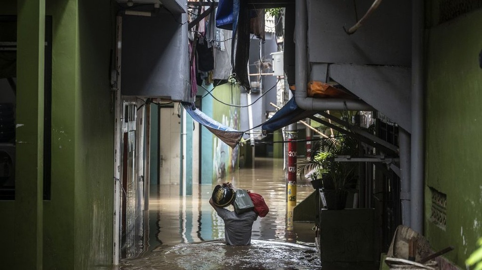 40 RT dan 5 Ruas Jalan di DKI Tergenang Banjir hingga Kamis Pagi