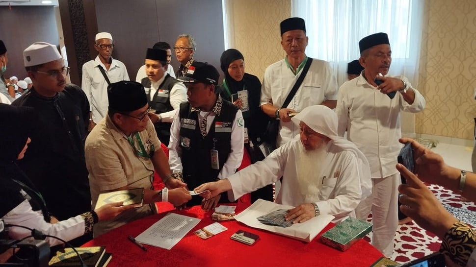 Cerita Dana Wakaf Habib Bugak Asyi untuk 4.780 Jemaah Haji Aceh