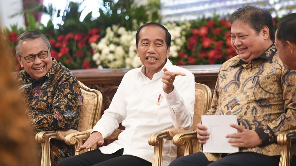 Jokowi Tunjuk Hadi Tjahjanto Jadi Ketua Satgas Judi Online