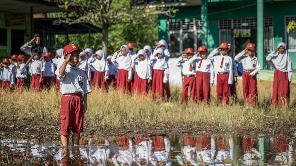 Menanti Komitmen Pemerintah Menggratiskan Sekolah Swasta