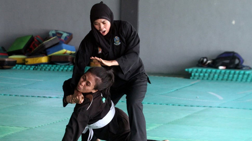 10 Contoh Deskripsi Nilai Ekstrakurikuler Pencak Silat di Raport