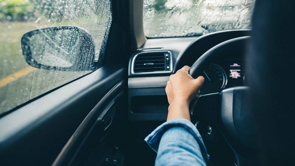 11 Penyebab Setir Mobil Bergetar dan Cara Mengatasinya