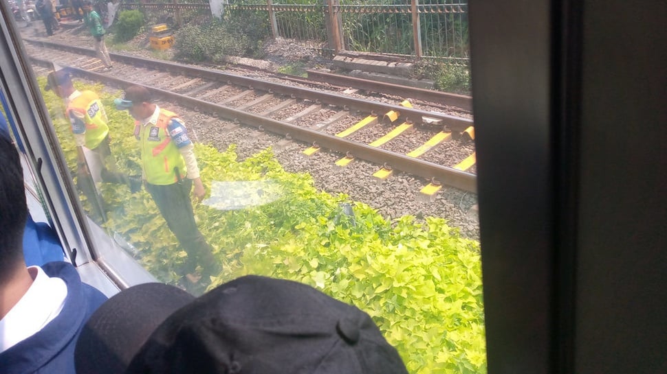 Warga Tertabrak KRL Relasi Bogor-Jakarta Dekat Stasiun Citayam