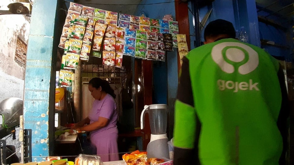 Dapur Kecil, Impian Besar: Kisah UMKM di Tengah Gang Sempit