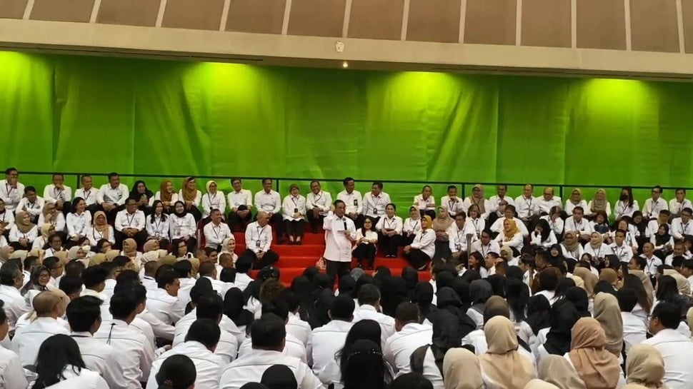 Pramono Anung Tidak Persoalkan Seskab Baru Bukan Kader PDIP