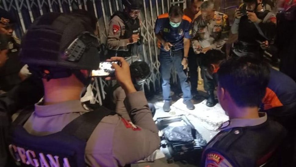 Polisi Selidiki Temuan Koper di Dekat Kompleks Kota Tua Jakarta