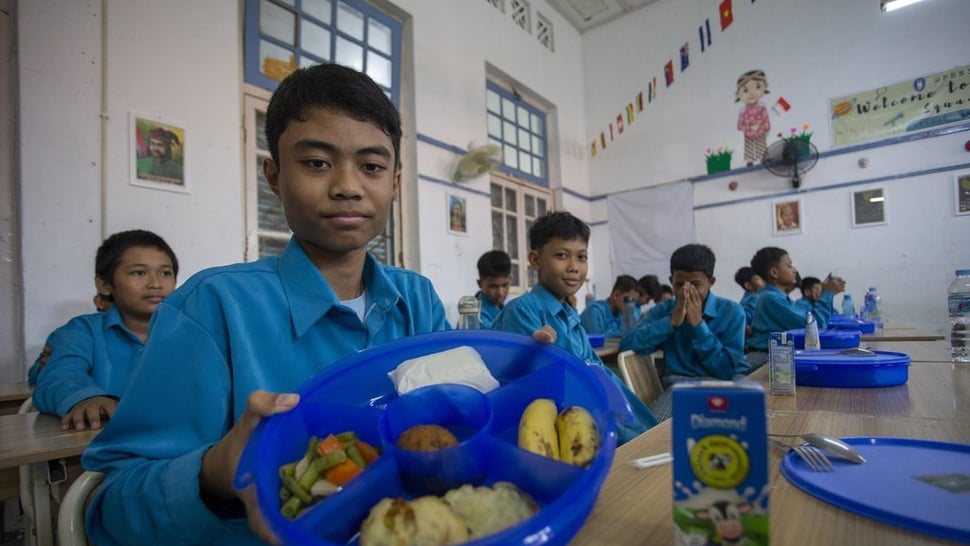 Makan Bergizi Gratis Bisa Sumbang Rp4.510 Triliun ke PDB 2025