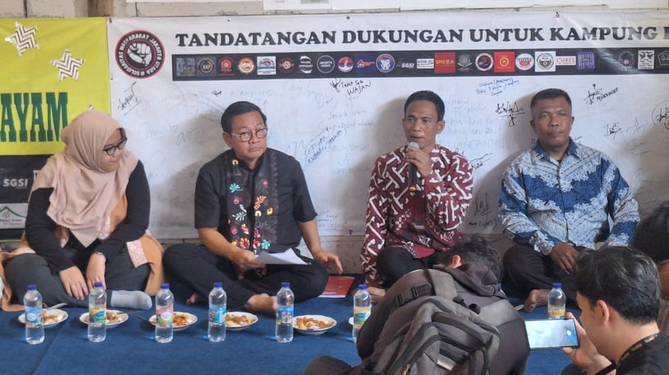 Pramono Didesak Warga Kampung Bayam Teken Pakta Integritas