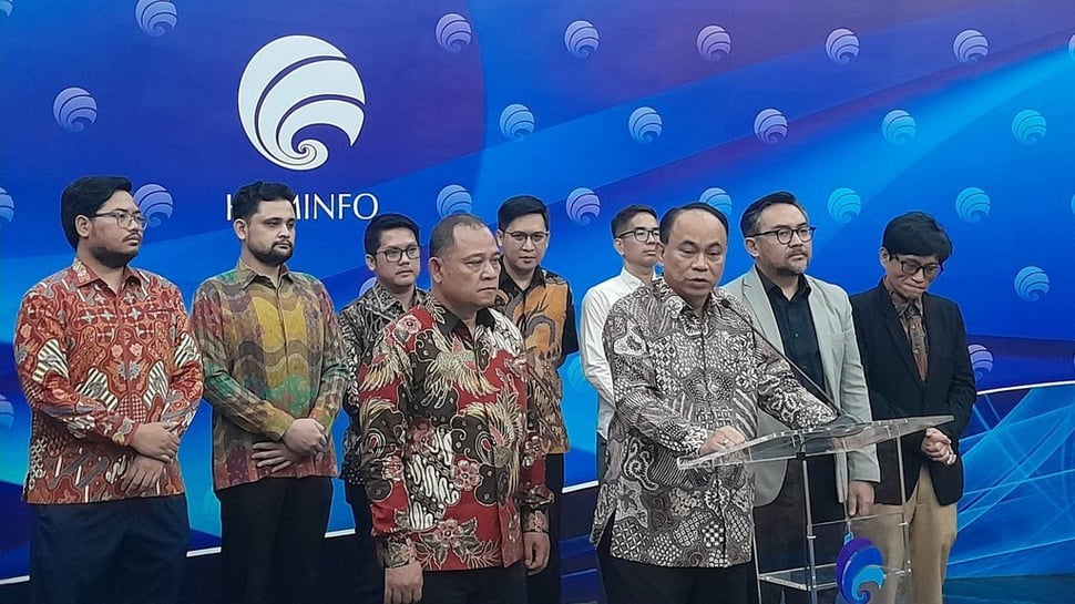 Kominfo & Platform Digital Komitmen Sikat Hoaks di Pilkada 2024