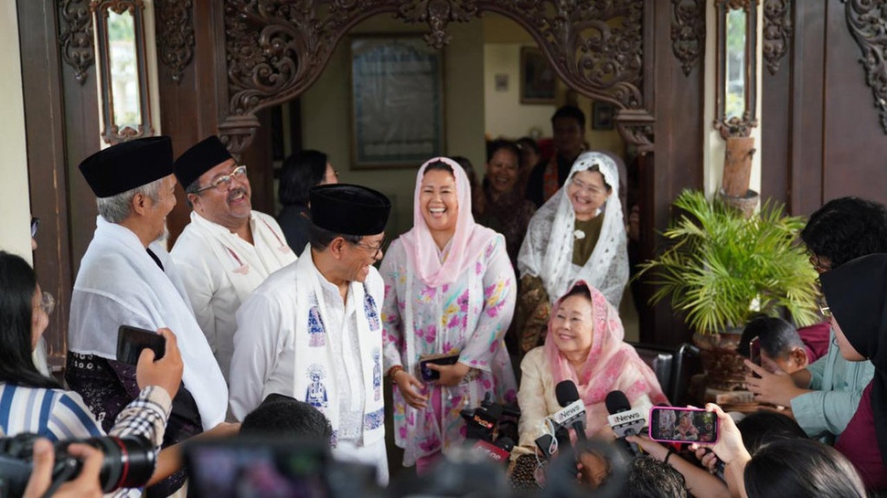 Pramono dan Rano Karno Kunjungi Sinta Nuriyah di Ciganjur