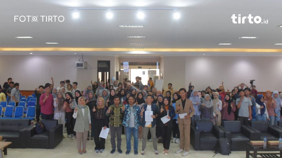 2024/11/14/foto-tirto-bank-jago-berbagi-tips-kelola-keuangan-bersama-mahasiswa-di-surabaya-2-01_ratio-16x9.jpg