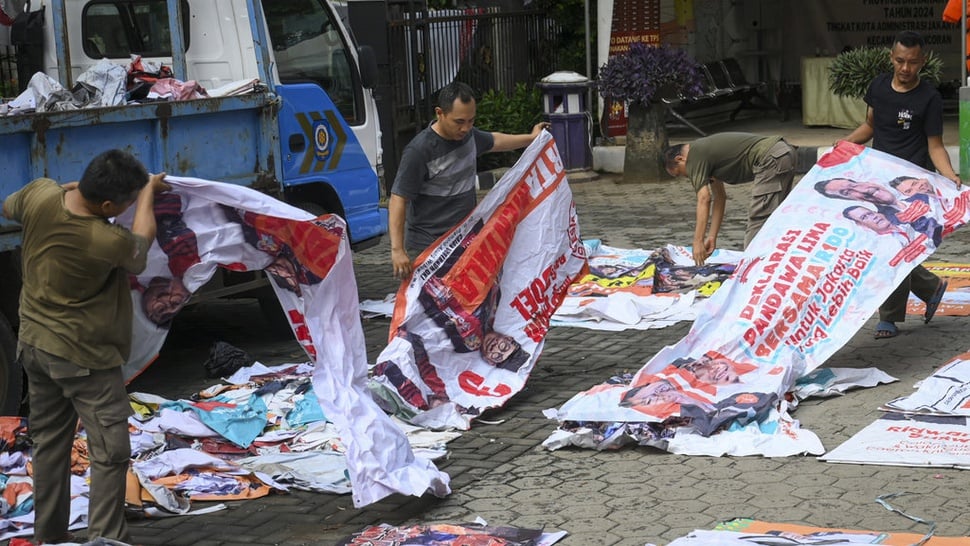 Masa Tenang, Satpol PP DKI Tertibkan 69.750 Alat Peraga Kampanye