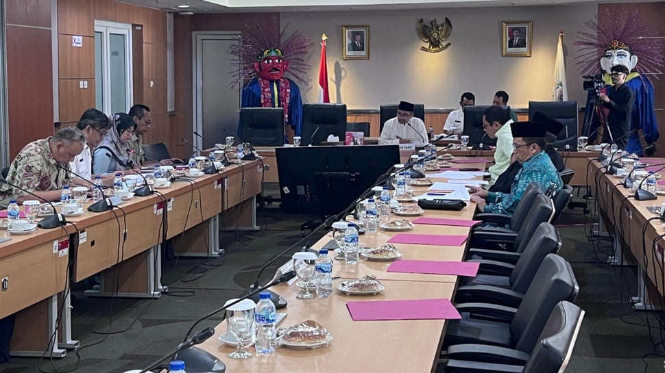 Bapemperda DKI Gelar Rapat Bersama Bahas Raperda Terkait PT JIEP