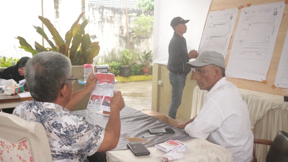 Bobby Nasution dan Edy Rahmayadi Menang di TPS Masing-Masing