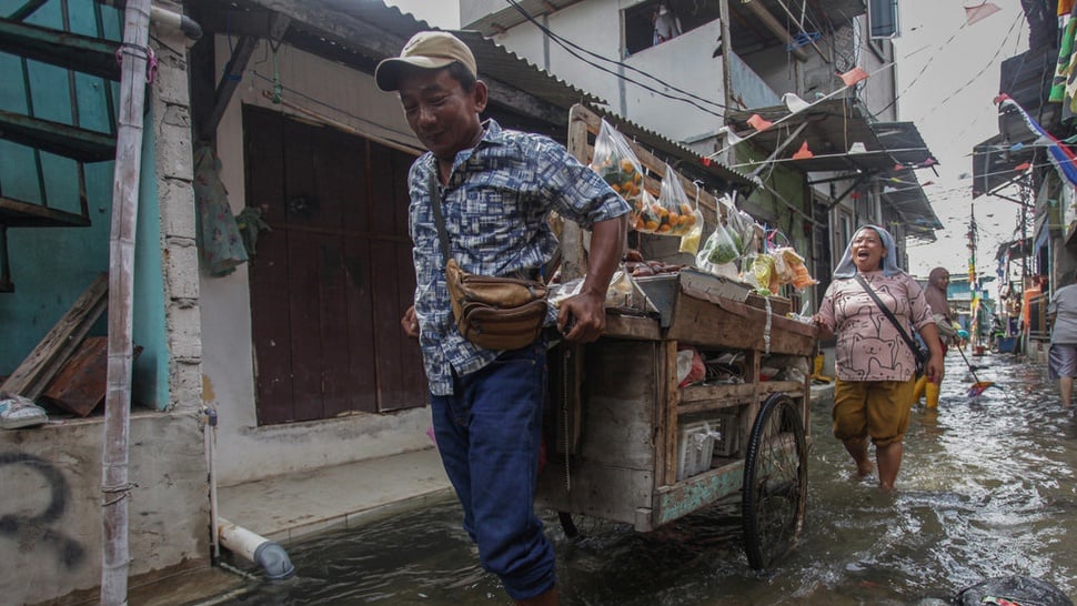 BPBD DKJ Catat 9 RT dan 1 Ruas Jalan Masih Tergenang Banjir Rob