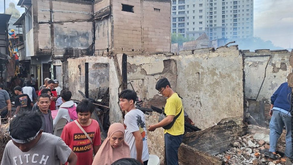 Pemprov Siapkan 3 Lokasi Pengungsian Korban Kebakaran Kemayoran