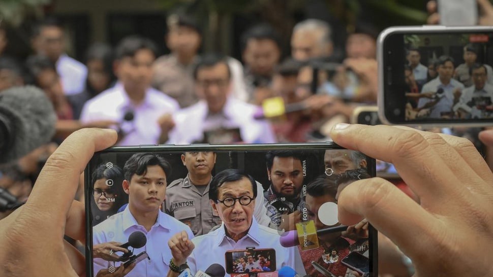 KPK Terbitkan Larangan Keluar Negeri bagi Yasonna Laoly