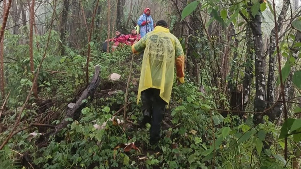 Dua Orang Pendaki Dilaporkan Hilang di Gunung Agung