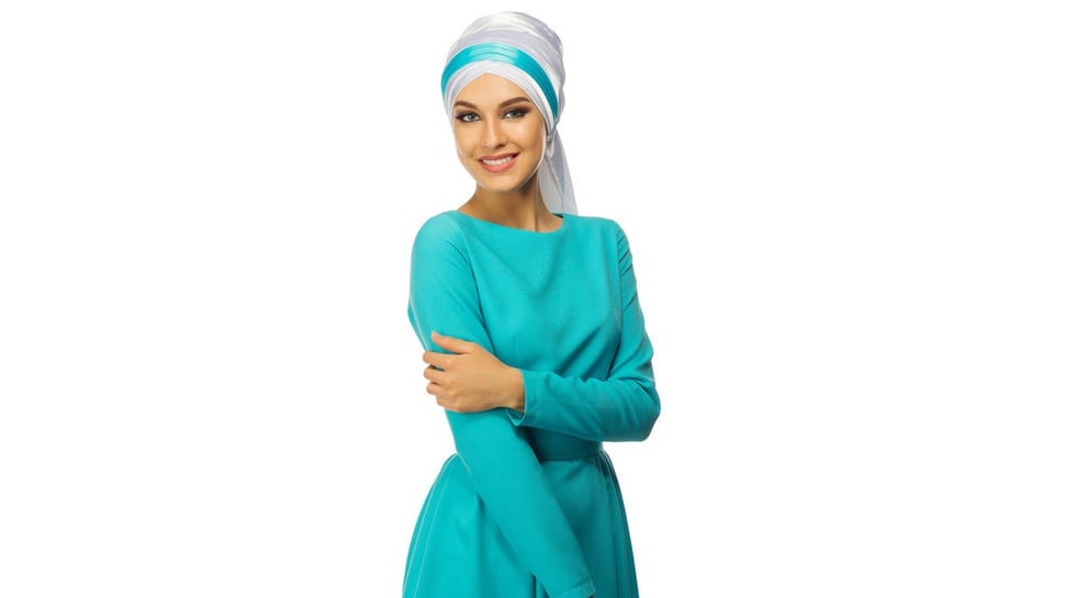 9 Padu Padan Warna Jilbab yang Cocok dengan Baju Hijau Tosca