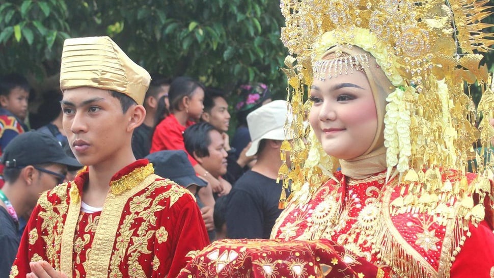 Prosesi Pernikahan Adat Minang: Tahapan dan Filosofinya