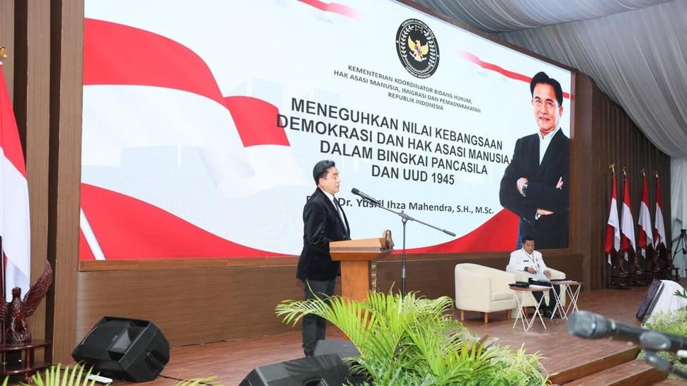 Yusril Bicara soal Pancasila & Penegakan Hukum di Acara Retret