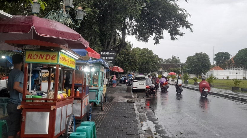 Respons Pedagang soal Sistem Satu Arah di Plengkung Gading