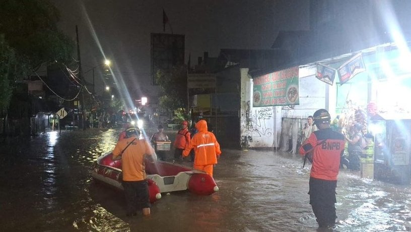 BNPB: Ribuan Rumah Terendam Akibat Banjir di Tangerang & Tangsel