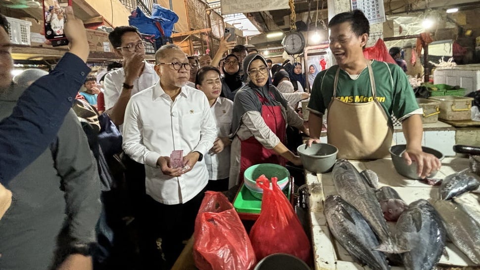 Zulhas Kaget Harga Cabai Tembus Rp100 Ribu di Pasar Johar Baru