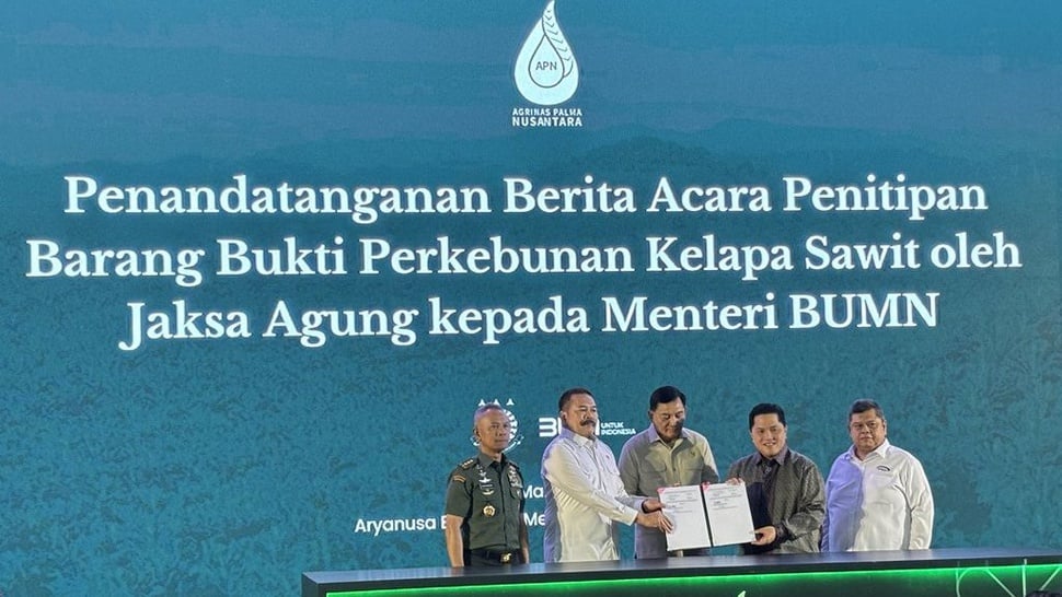 Kejagung Serahkan 221 Ribu Ha Lahan Sawit Sitaan Korupsi ke BUMN