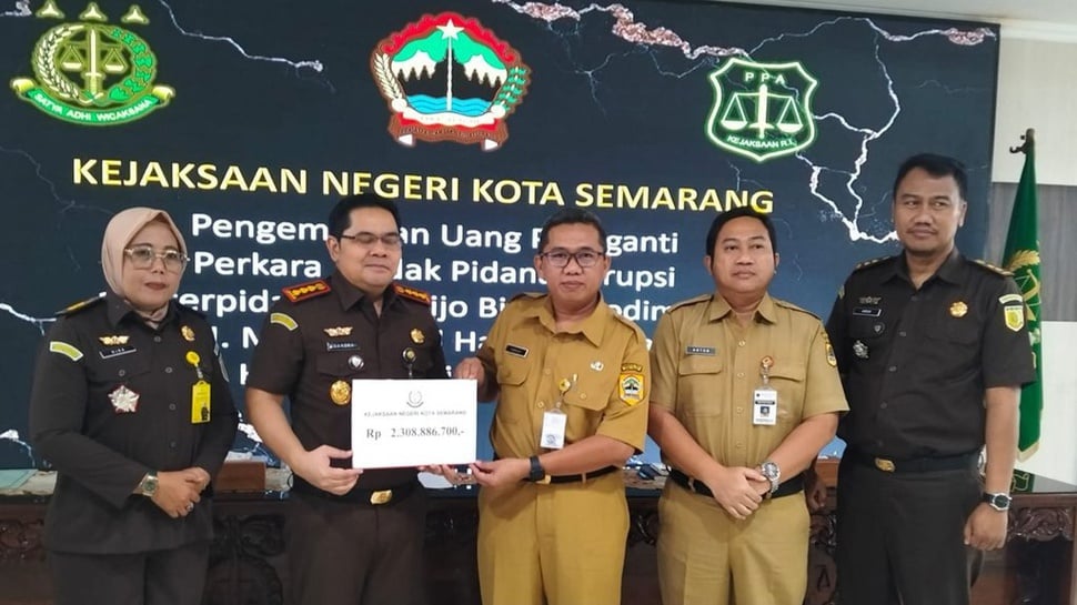 Puluhan Eks Anggota DPRD Jateng Kembalikan Uang Hasil Korupsi