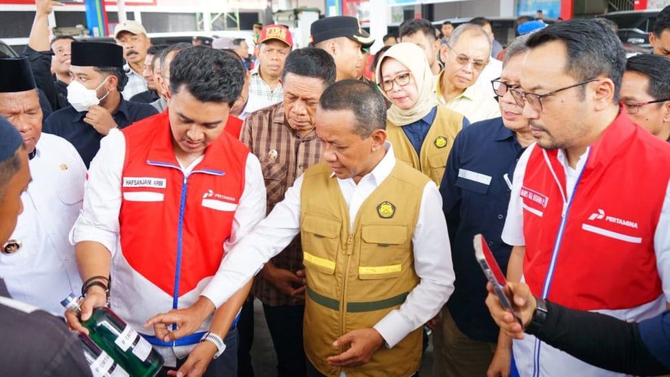 Menteri ESDM Cek Langsung Stok dan Kualitas BBM di Baubau