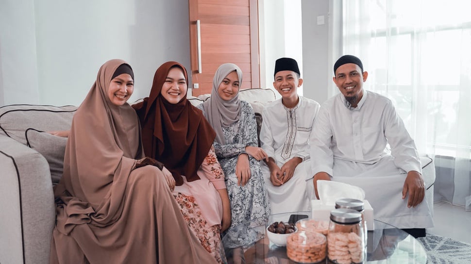 10 Ide Foto Keluarga untuk Lebaran yang Unik