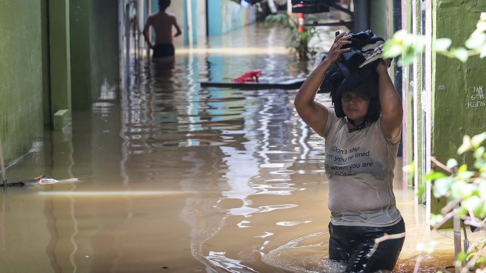 Update Terkini Banjir Jakarta: 3 RT di Jakarta Barat Terendam