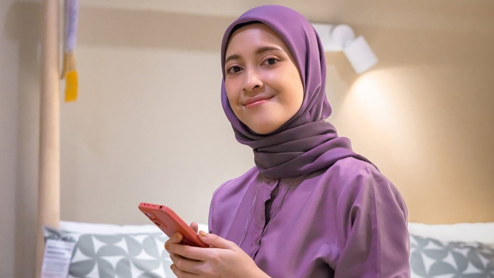 7 Warna Jilbab yang Cocok dengan Baju Warna Lavender