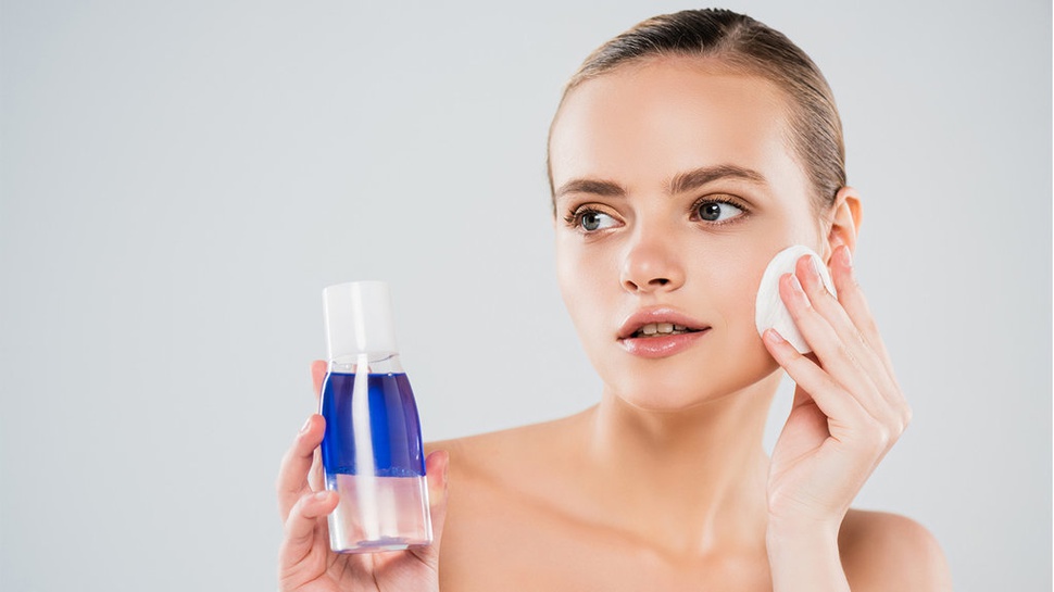 Rekomendasi Toner untuk Kulit Berminyak, Bikin Wajah Lebih Segar
