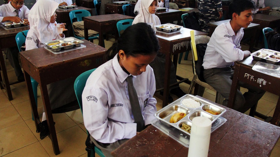 BGN Bantah Keluarkan Kebijakan Menu MBG Diganti Bahan Mentah