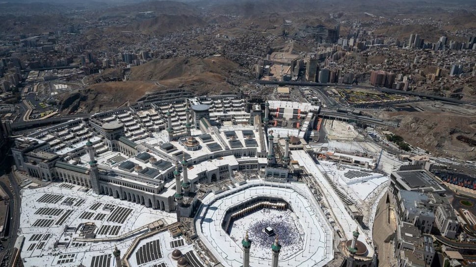 2025/05/28/antarafoto-wukuf-di-arafah-akan-dilaksanakan-6-juni-2025-1748398744_1050_ratio-16x9.jpg