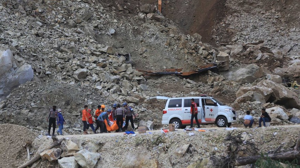 Tim SAR Temukan Lagi Korban Meninggal Longsor Galian C Cirebon