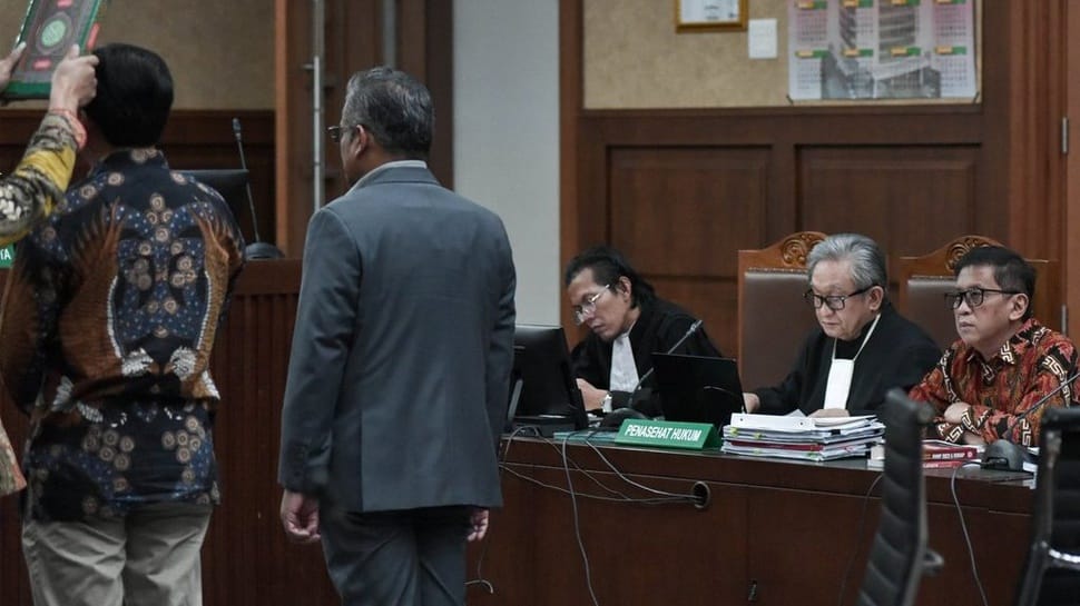 Ahli Kubu Hasto Bicara soal Legalitas Penyitaan Barang Bukti