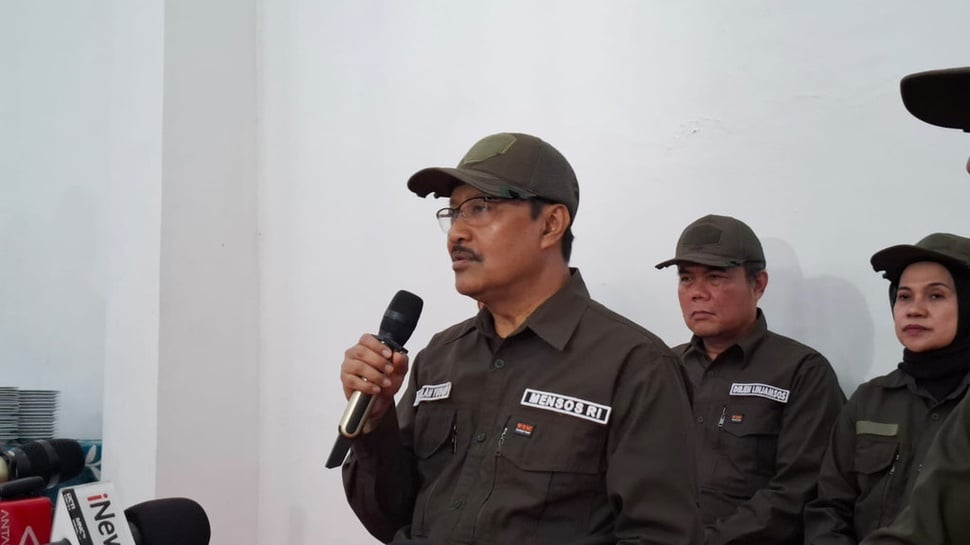 Kemensos Mengoreksi Data 1,9 Juta Orang Penerima Bansos