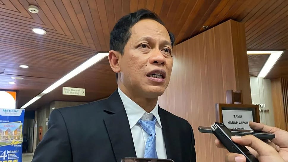 KLH Cabut Izin Lingkungan & Bongkar Bangunan Usaha di Puncak