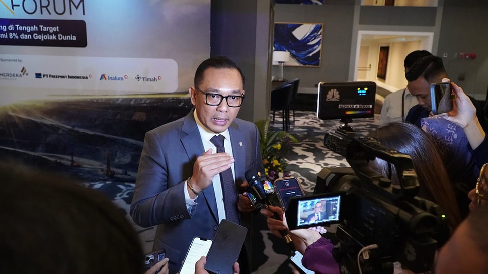Wamen Investasi Tekadkan Benahi Perizinan Demi Ekonomi Tumbuh 8%