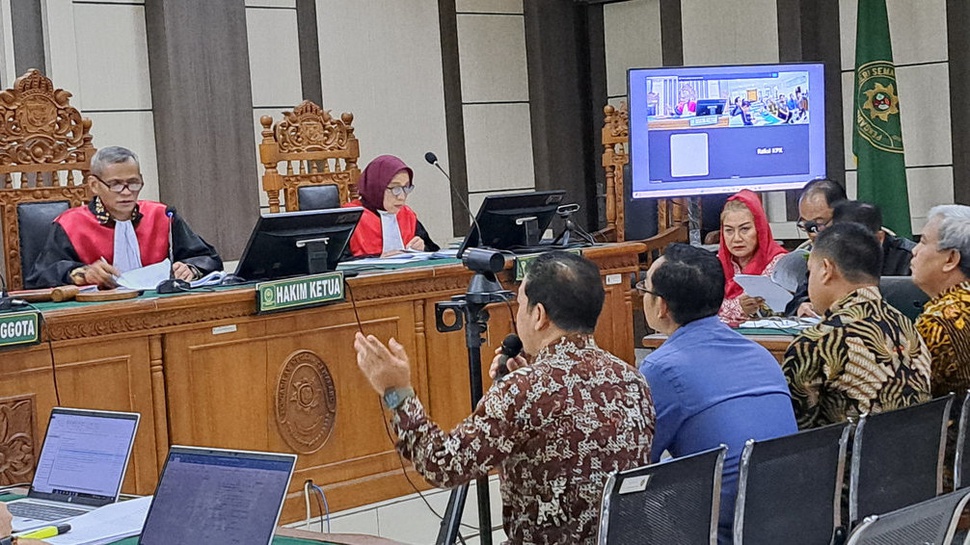 Anggaran Renov Sekolah Rusak Beralih demi Ambisi Suami Mbak Ita