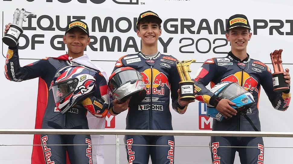 Hasil Rookies Cup Sachsenring 2025: Ramadhipa Runner-up, Veda 4!