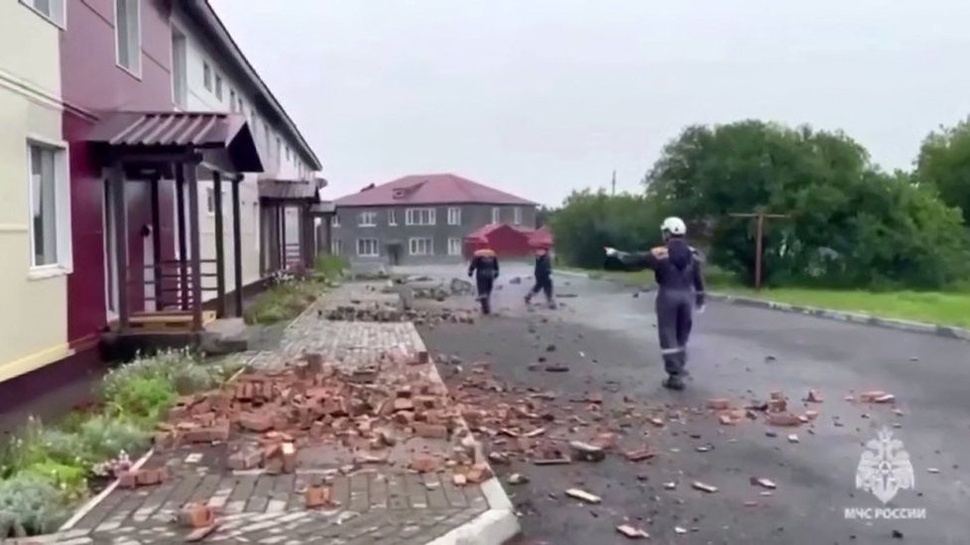 2025/07/30/afp__20250730__68a44zq__v1__highres__russiaearthquake_ratio-16x9.jpg