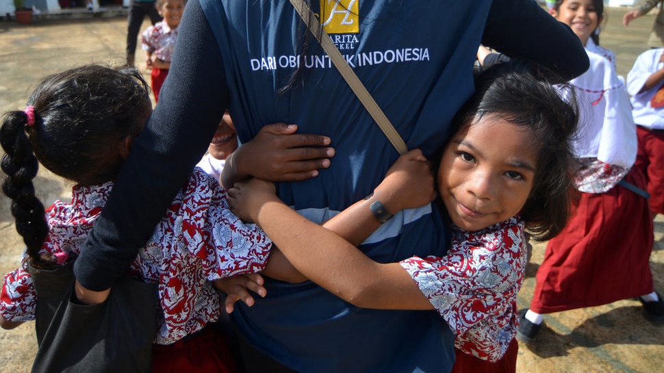 2025/11/18/transformasi-desa-terpencil-di-pulau-obi-02.jpg