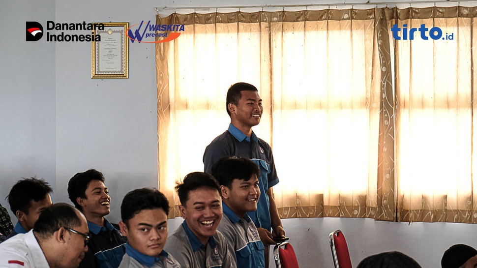 2025/11/26/foto-tirto-wsbp-x-kelas-tirto-06.jpg
